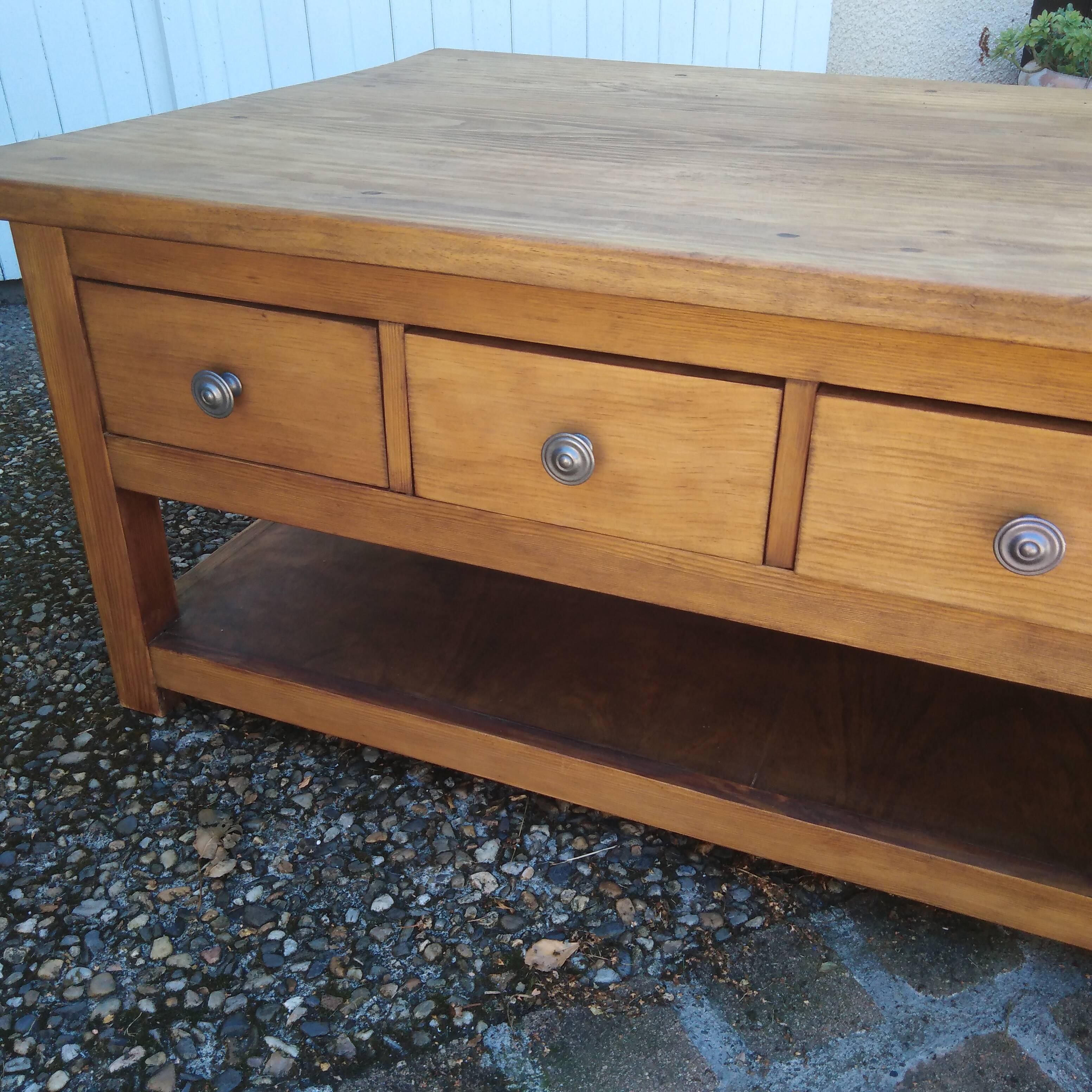 Table basse de ferme