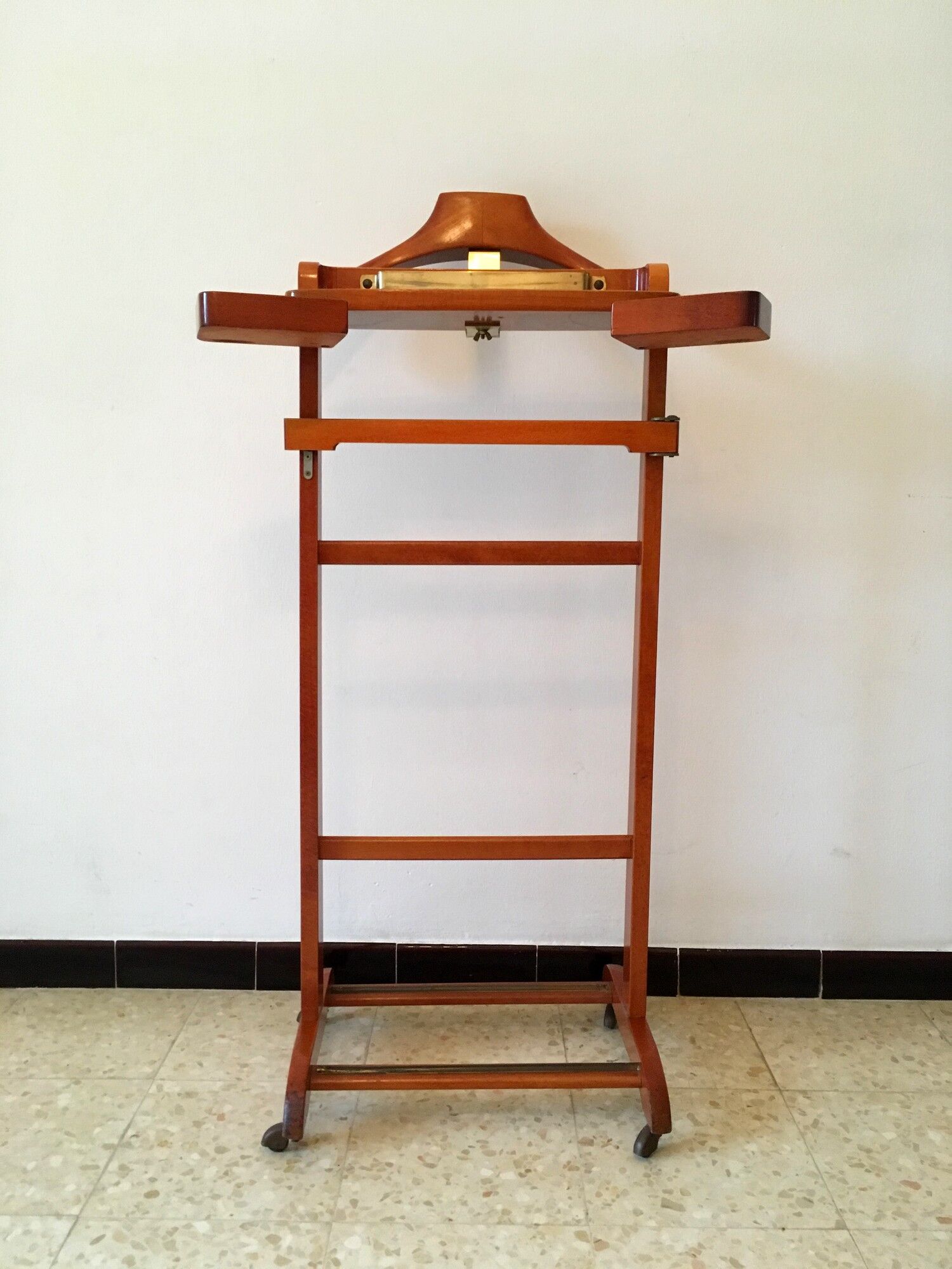 Fratelli Reguitti 60s vintage Footman