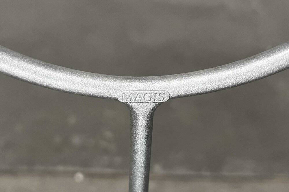 Postmodern Italian magazine rack by Andries & Hiroko Van Onck for Magis, 1980s.