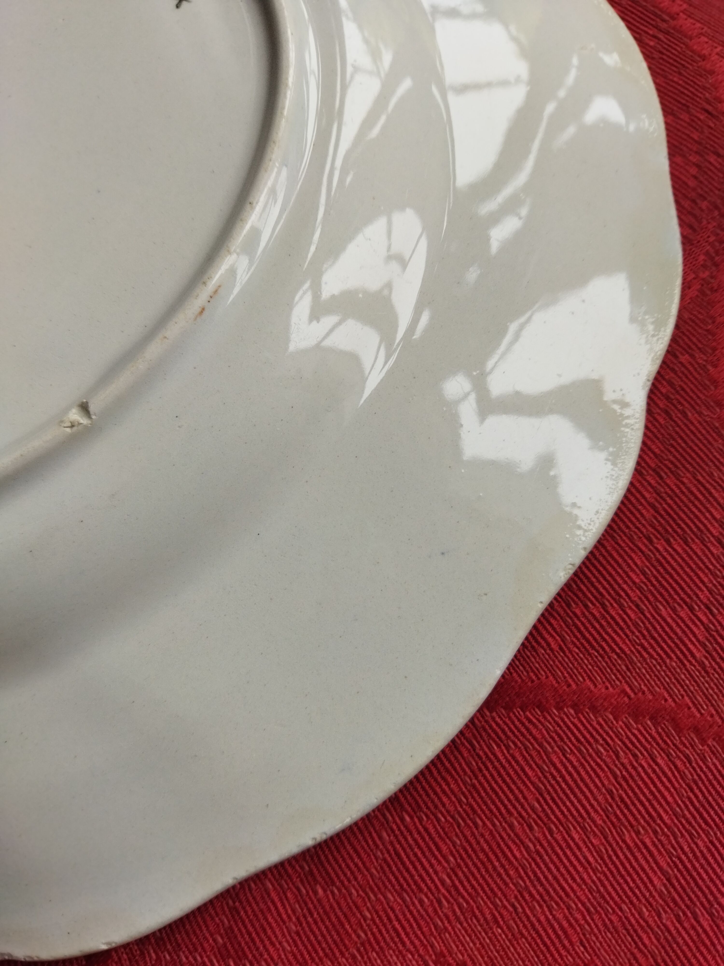4 blue & white English style dinner plates