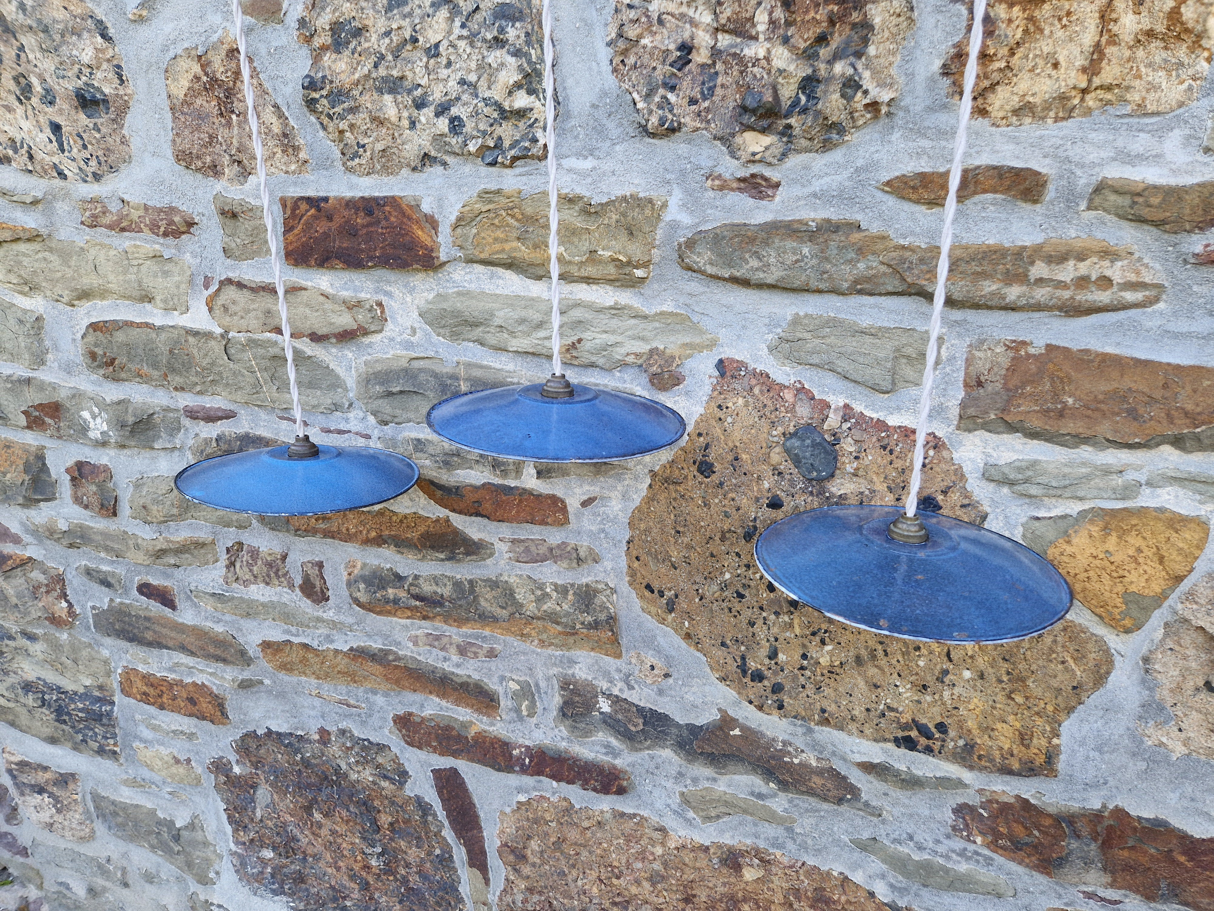Set of 3 industrial pendant lights in blue enamelled sheet metal