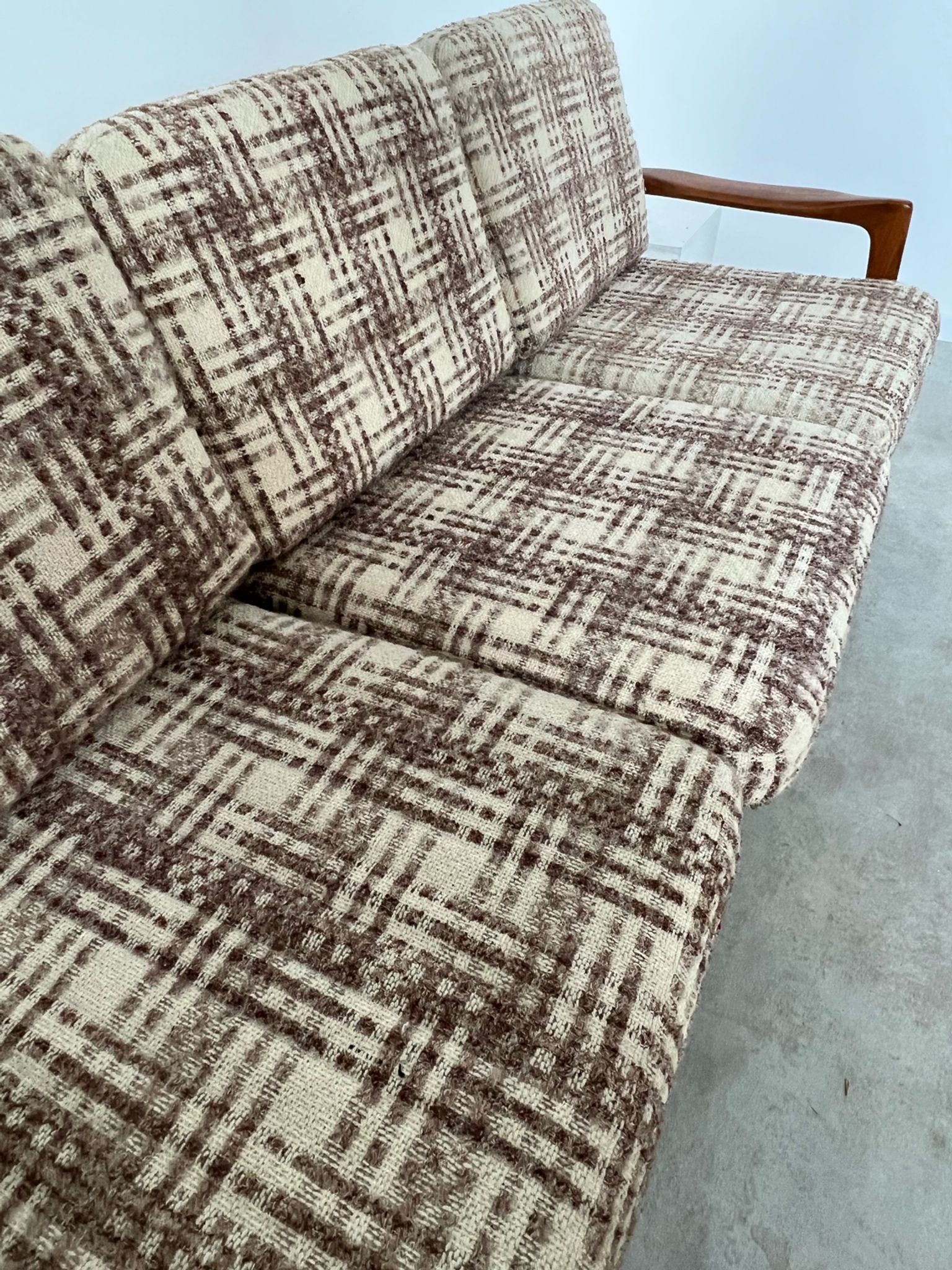 Lot armchairs and sofa 60 years Scandinavian design in vintage blond teak