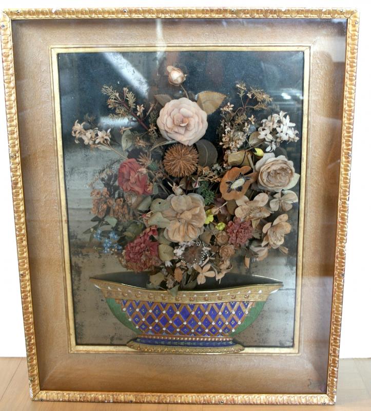 Composition of flowers in fabrics with porcelain base 19th