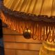 Lampe de table Hollywood Regency avec base en lucite