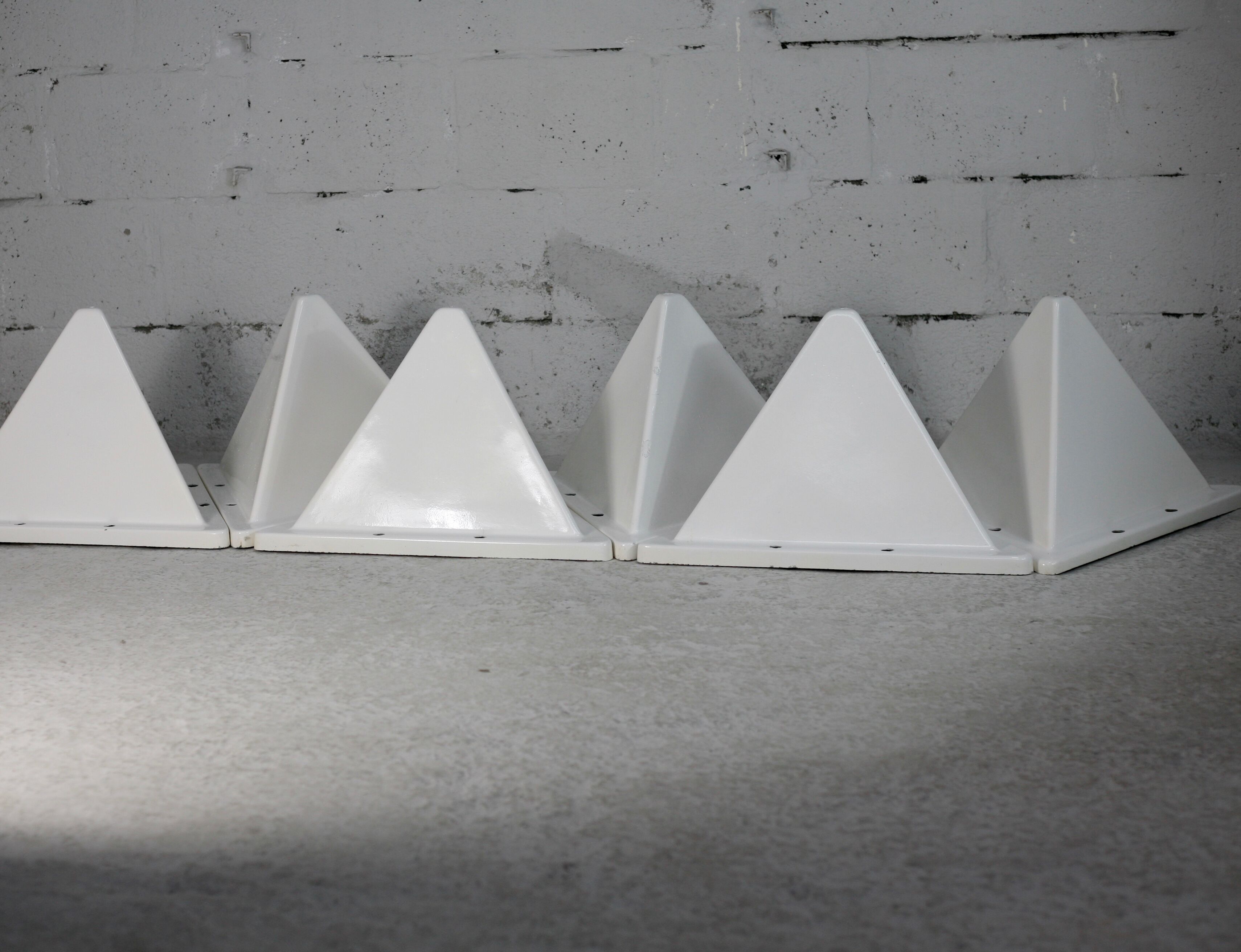 Fiberglass circa 1970. 6 tetrahedron-shaped elements. France.