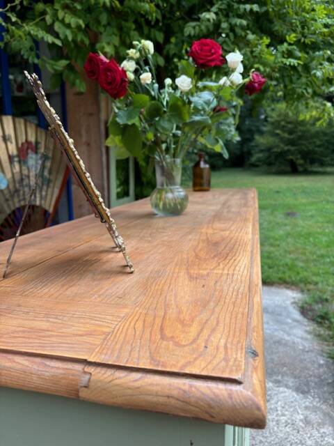 LARGE BUFFET 3 DOORS 3 DRAWERS