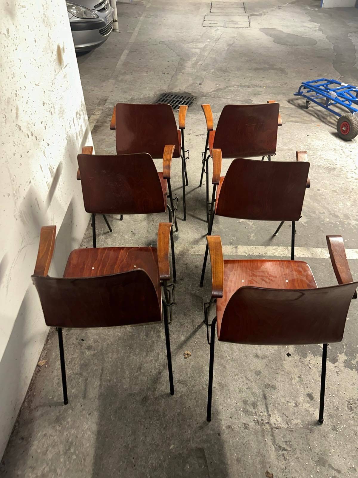 Set of 6 Airborne chairs in moulded plywood, 1950s.