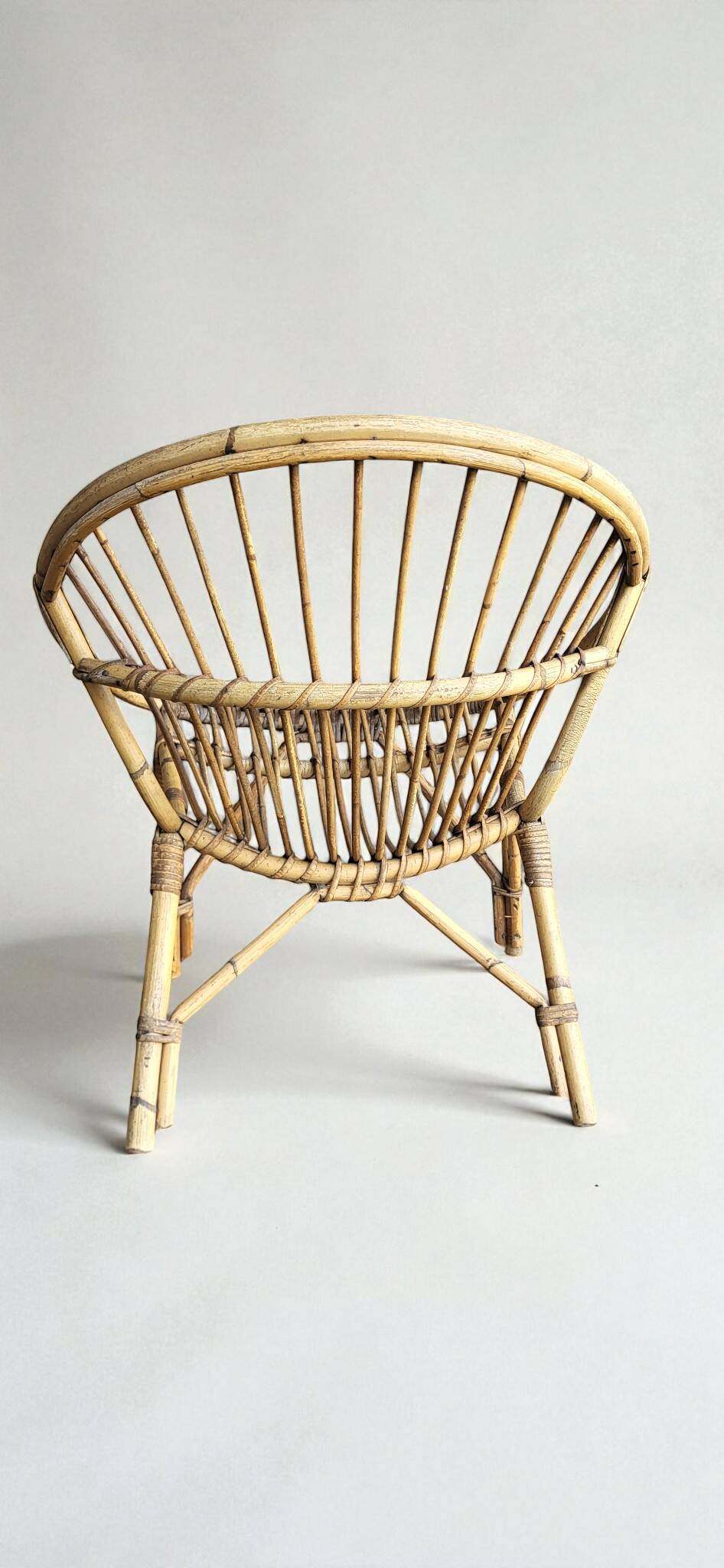 4 "shell" rattan armchairs from the 1960s