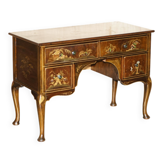 Chinese dresser circa 1920 in walnut with Chinoiserie decoration.