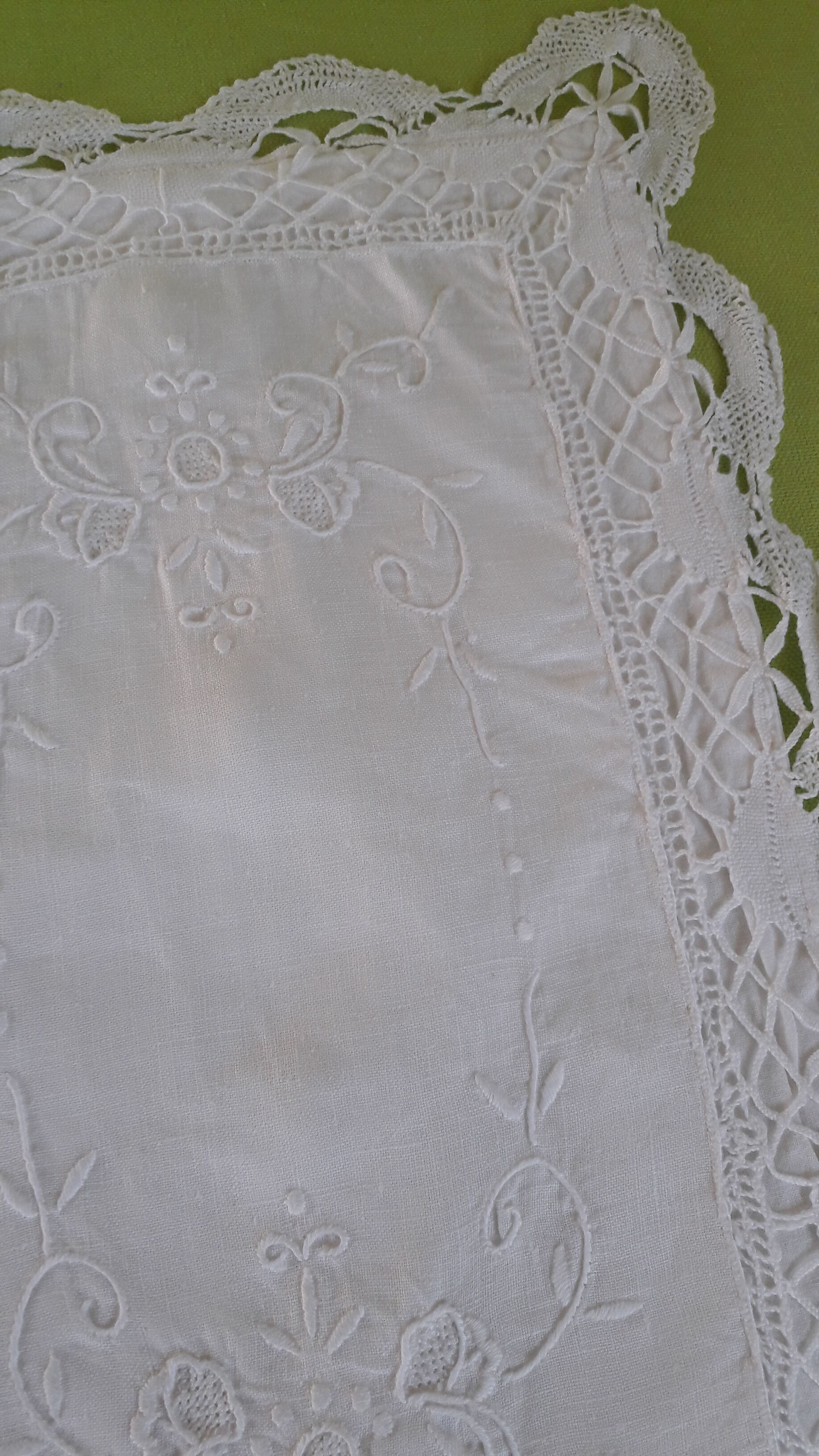 Vintage lace cushion cover