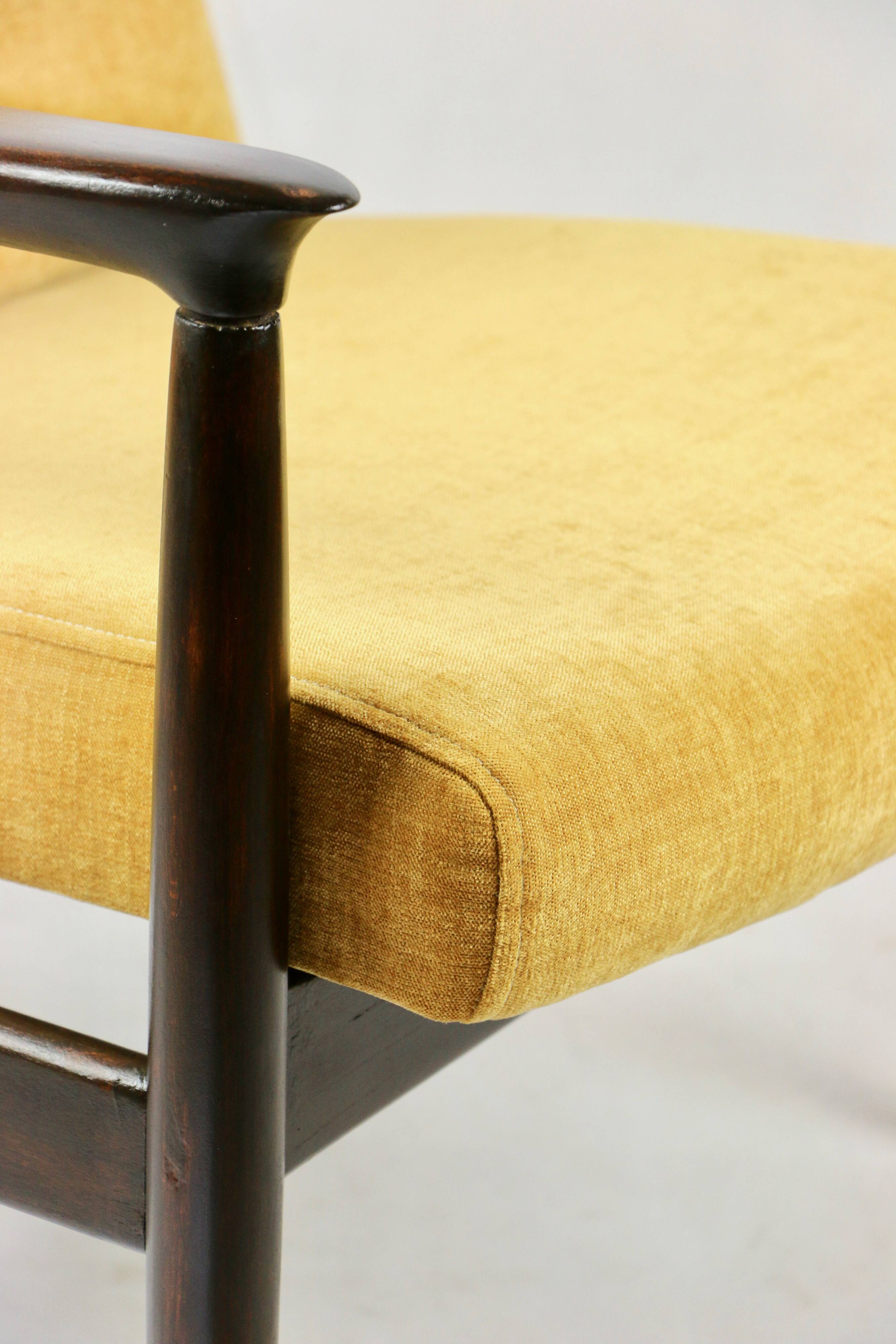 Fauteuil jaune GFM-64 attribué à Edmund Homa, 1970