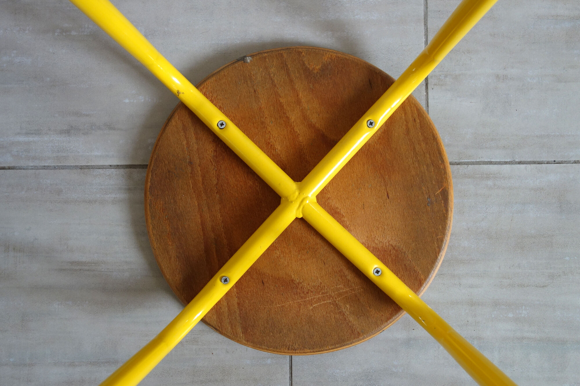 Tabouret d'école vintage