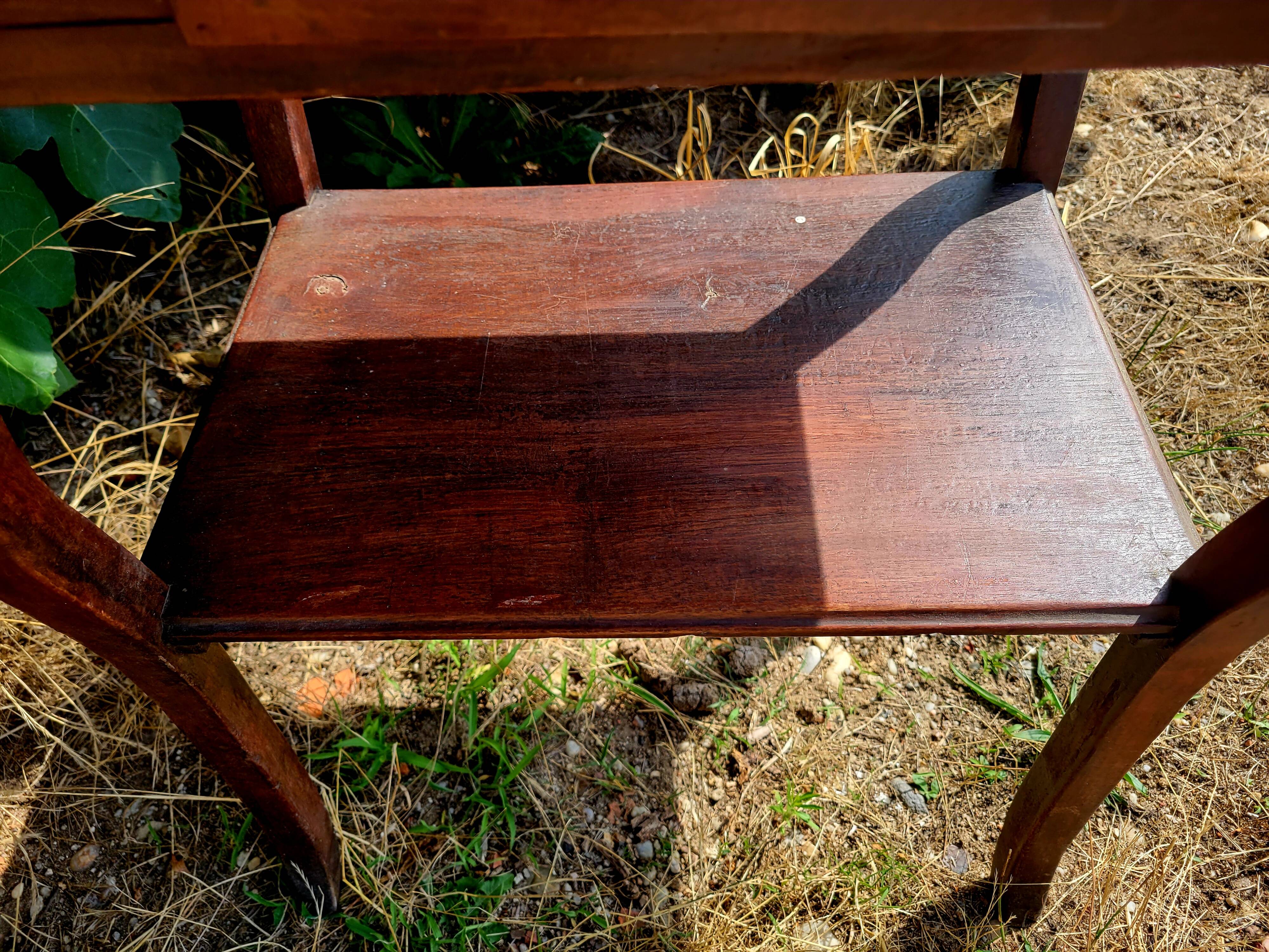 Small wooden drawer unit