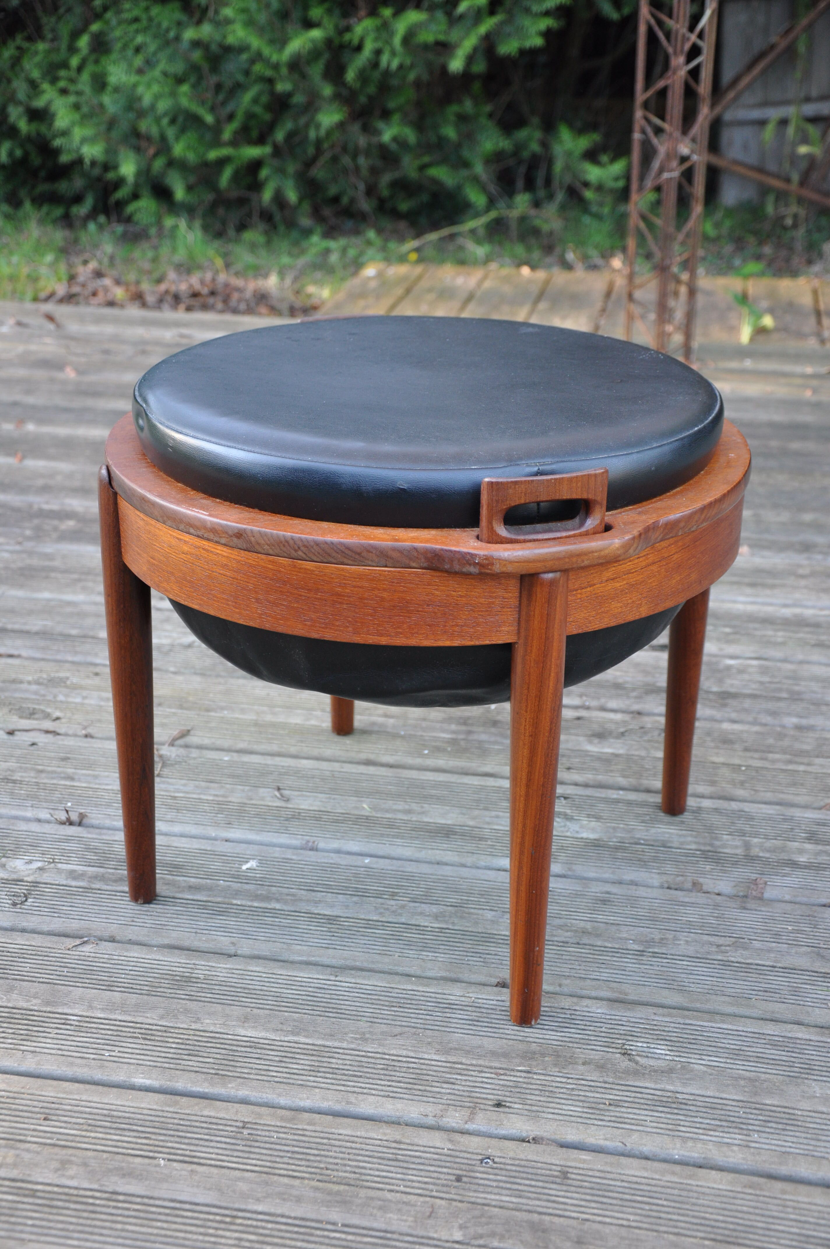 Stool BJ. Hansen  60s