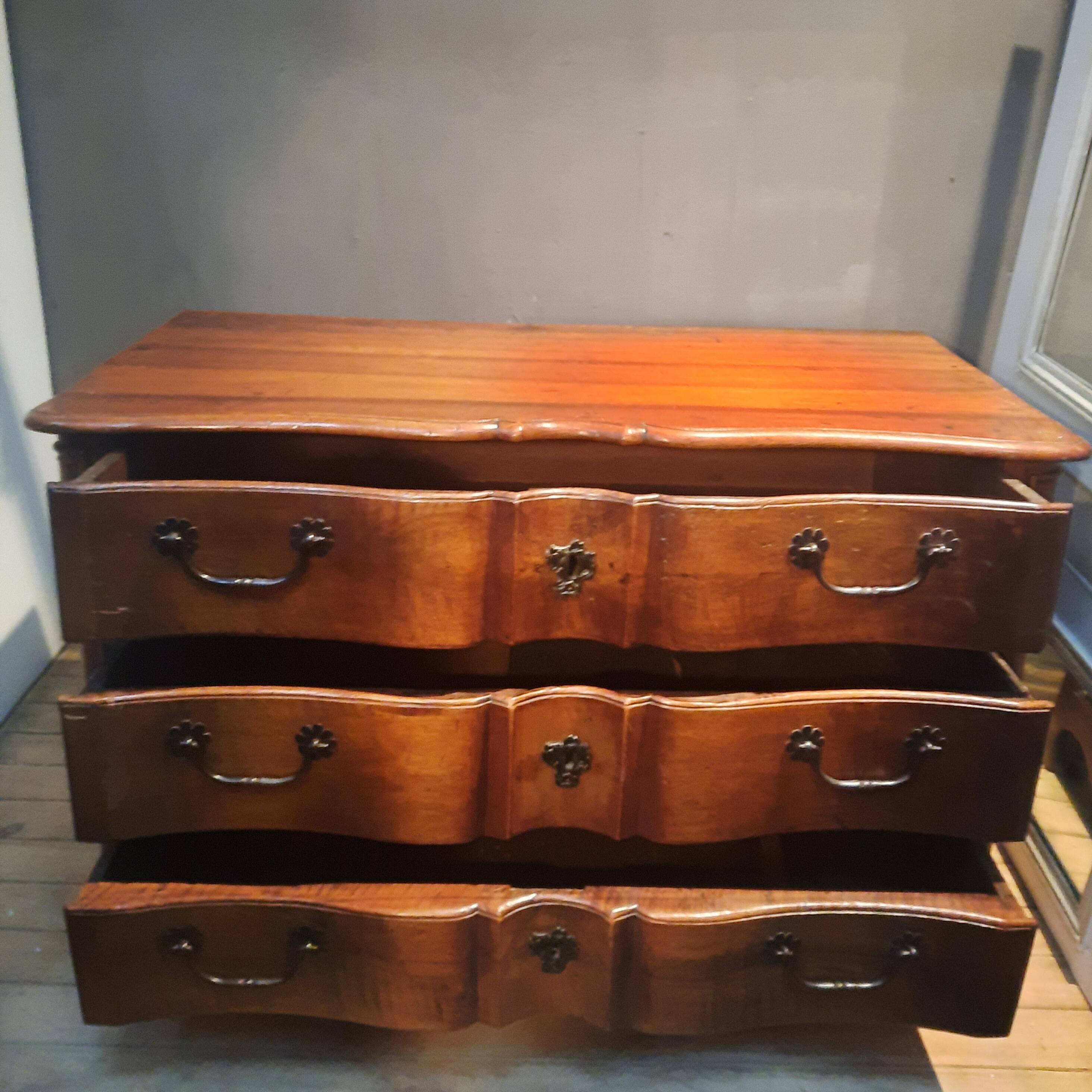 Crossbow chest of drawers from the 18th century