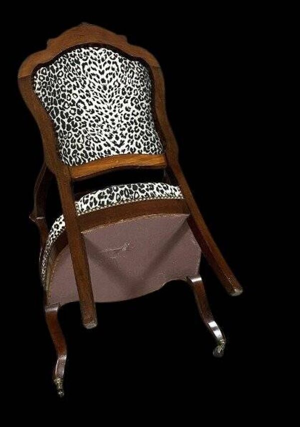 Paire de fauteuils de forme violonnée époque napoléon III en acajou époque XIXe