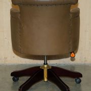 Fauteuil de bureau Chesterfield capitonné cuir George Smith