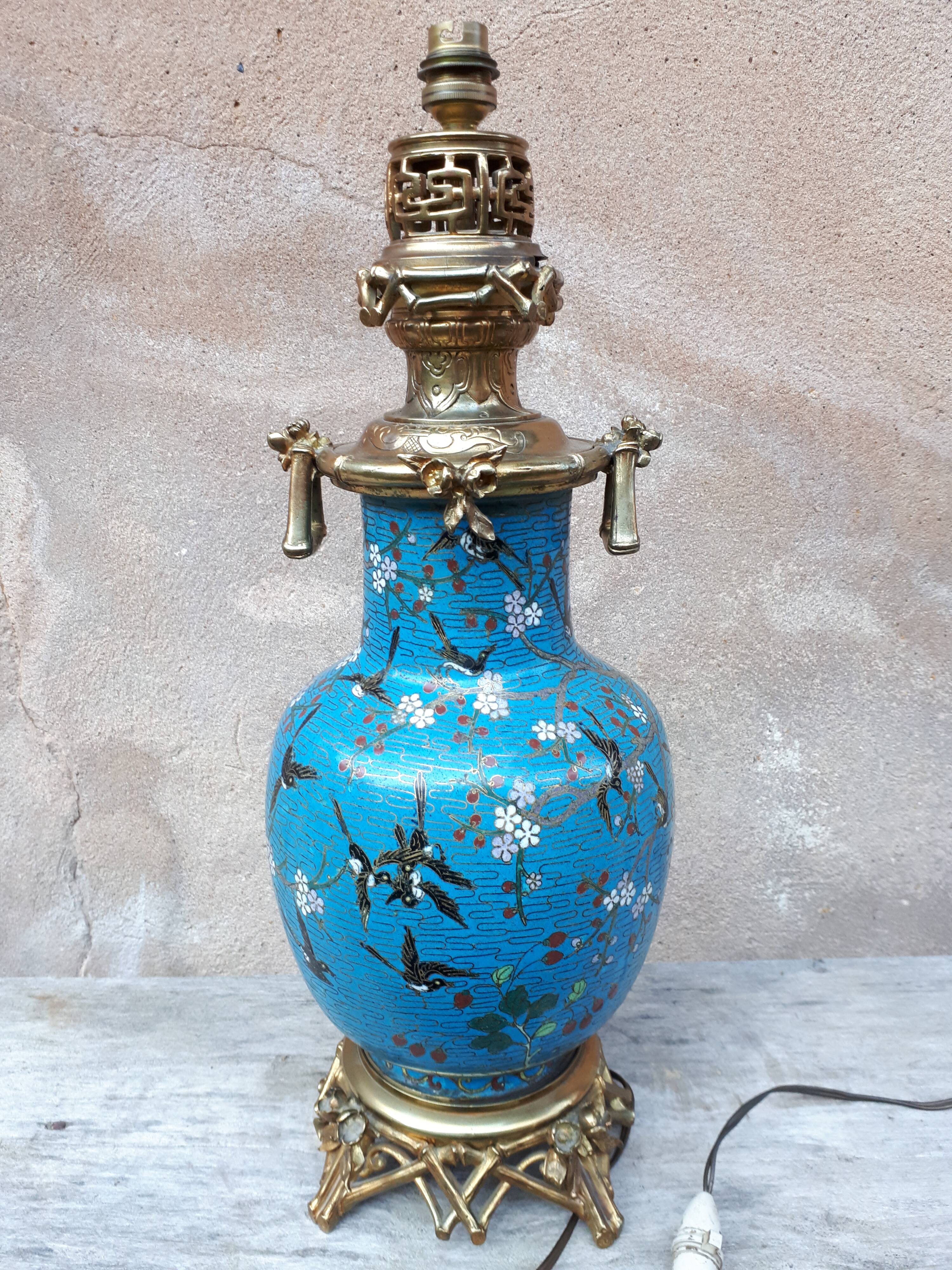 Chinese cloisonné enamel vase, China, late 19th century