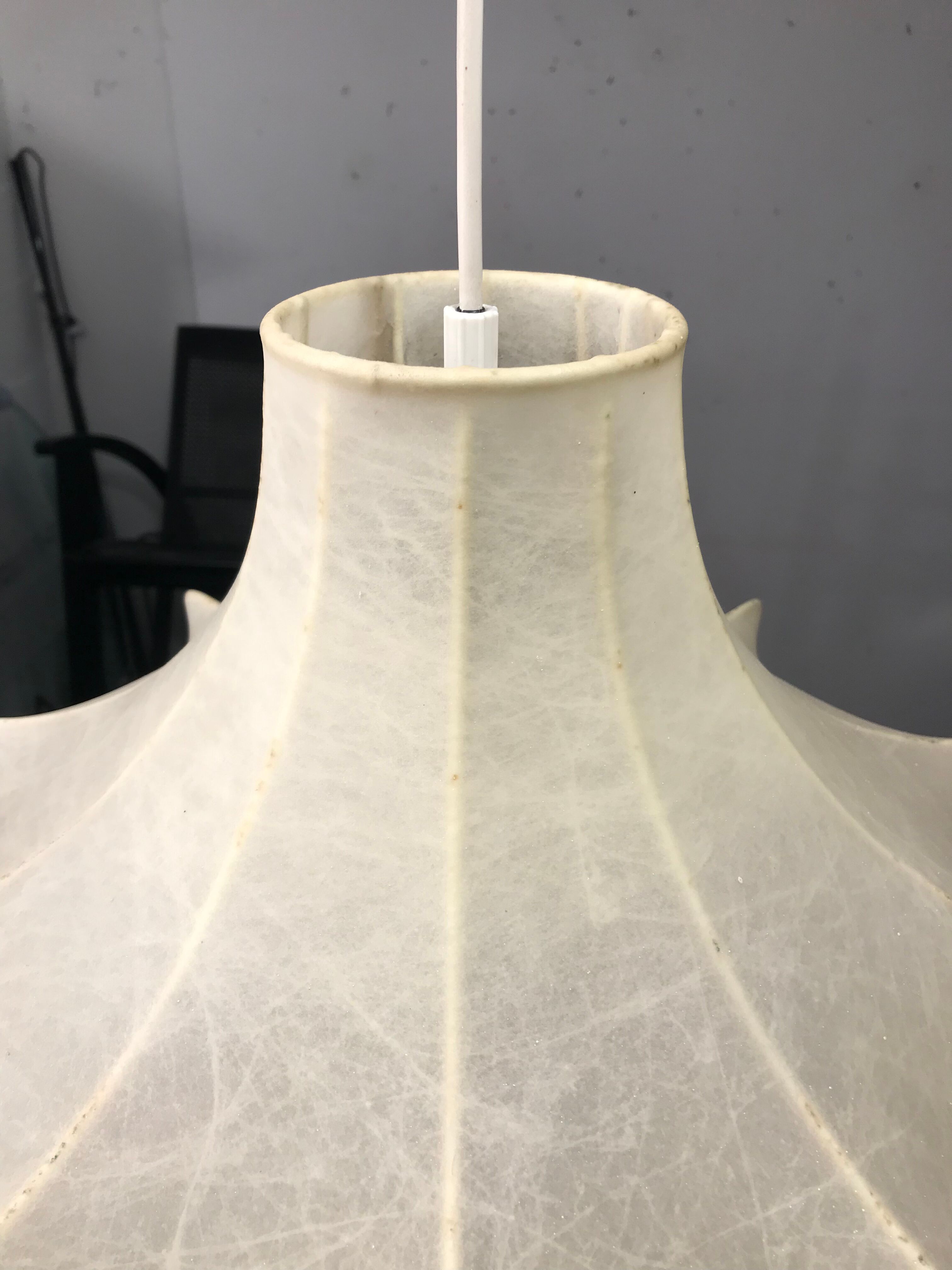 Cocoon hanging lamp, 1970