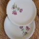 Duo de plats anémone en porcelaine