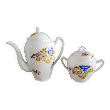 Sugar bowl and coffee pot