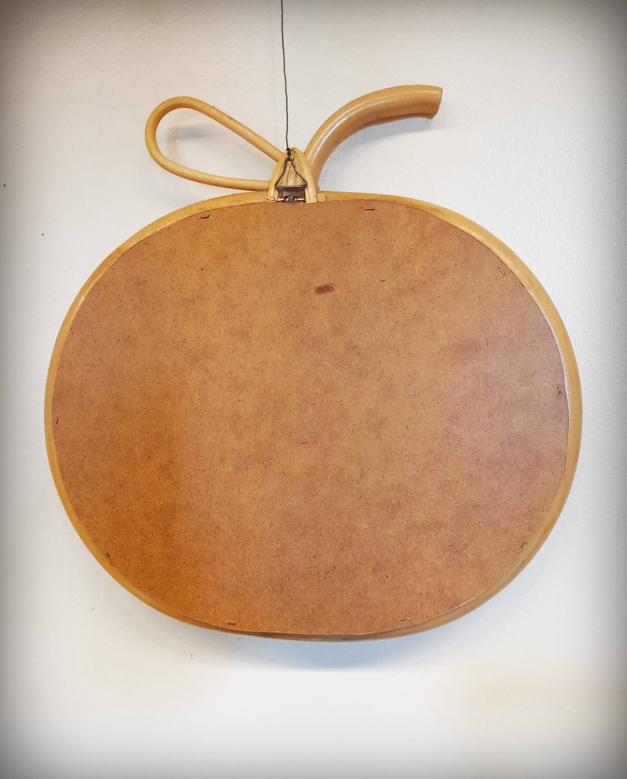Rattan apple mirror
