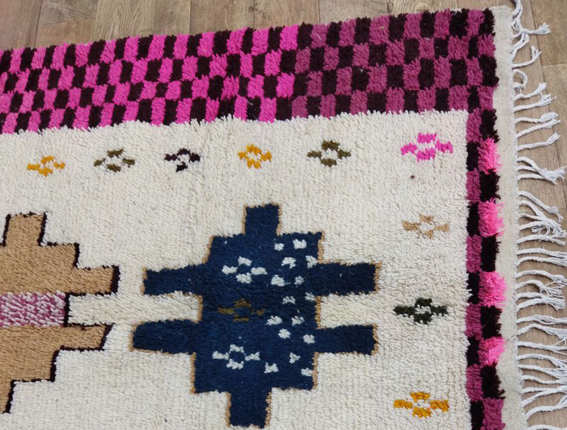 Handmade Moroccan Berber carpet 256x150cm