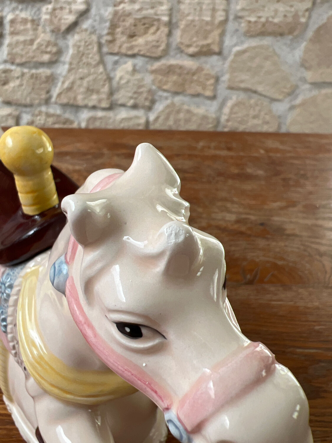 Teapot Horse