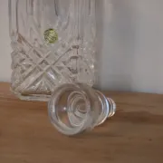 Vintage whisky carafe by Cristal d’Arques with geometric design and stopper – H 26 cm