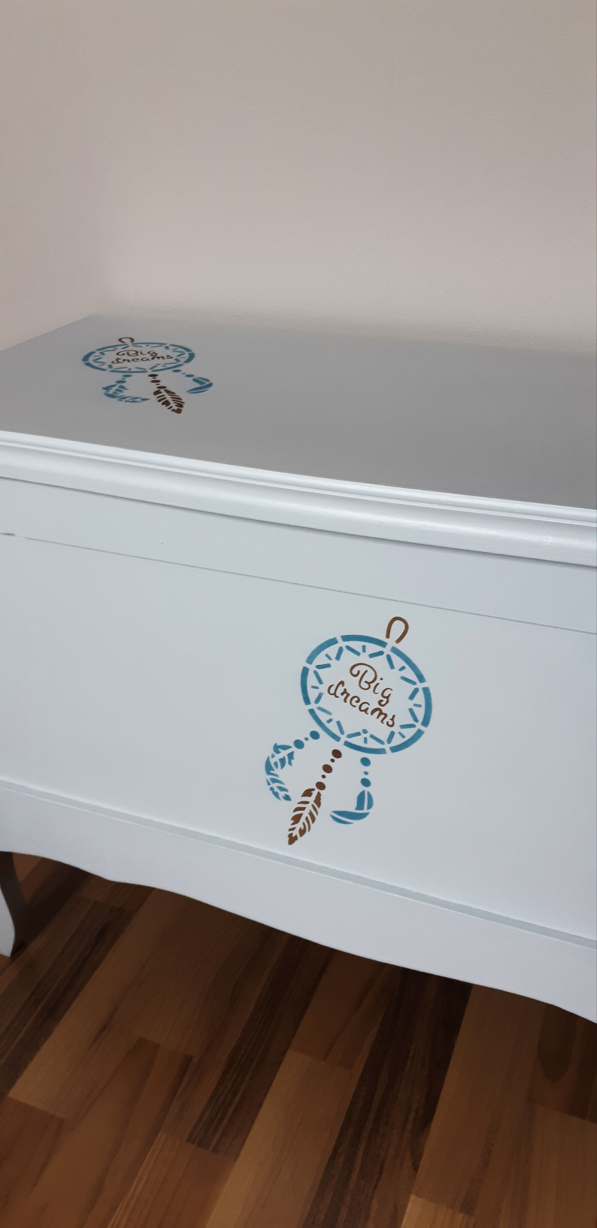Redesigned wooden toy box