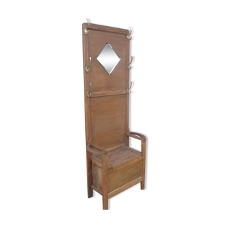 Porte-manteau "cathèdre"