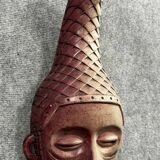 Masque tutsi en plâtre des années 1950 signé Gorza (C)