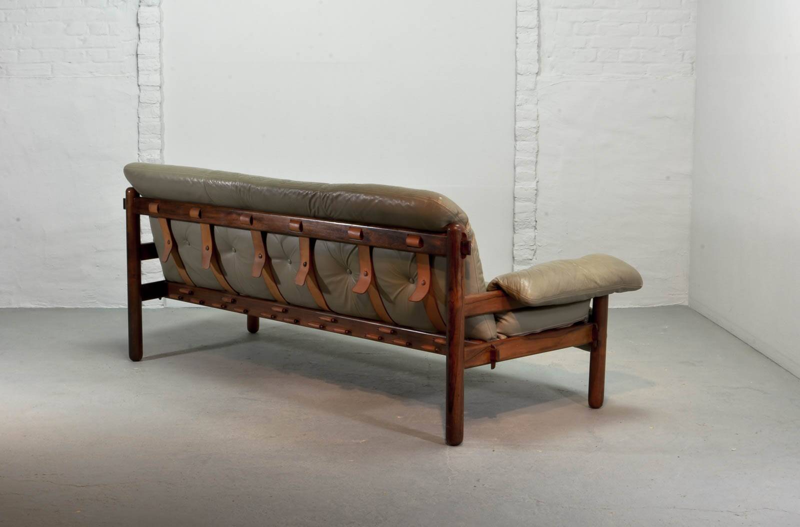 Jean Gillon Brazilian Jacarandá Wooden 3-Seat Sofa for Woodart, Brazil, 60s