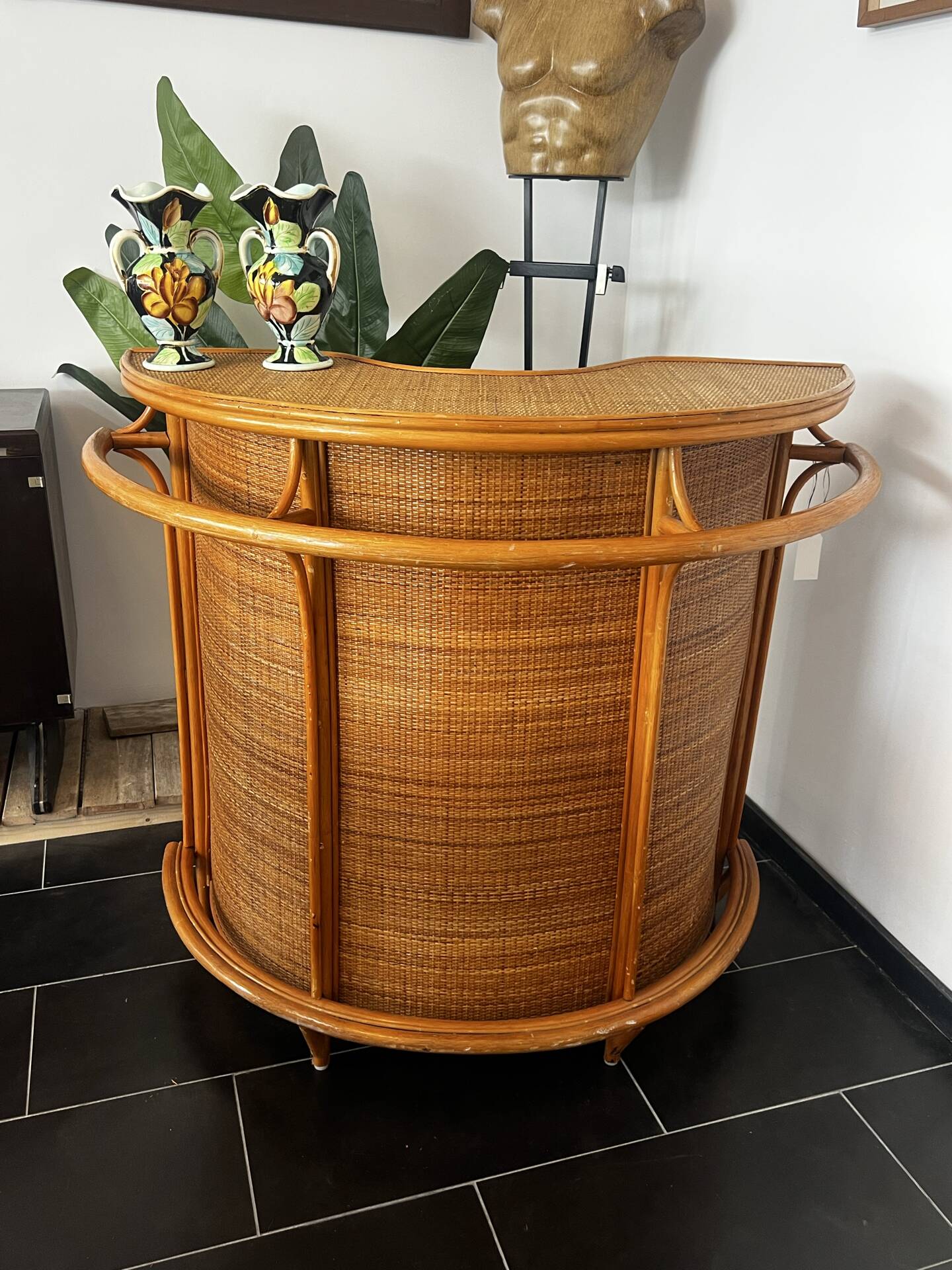 Bar and bamboo rattan stools 1970 maugrion gatti