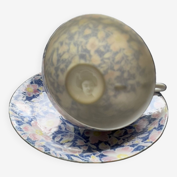 Tasse et sous tasse à thé en fine porcelaine du japon