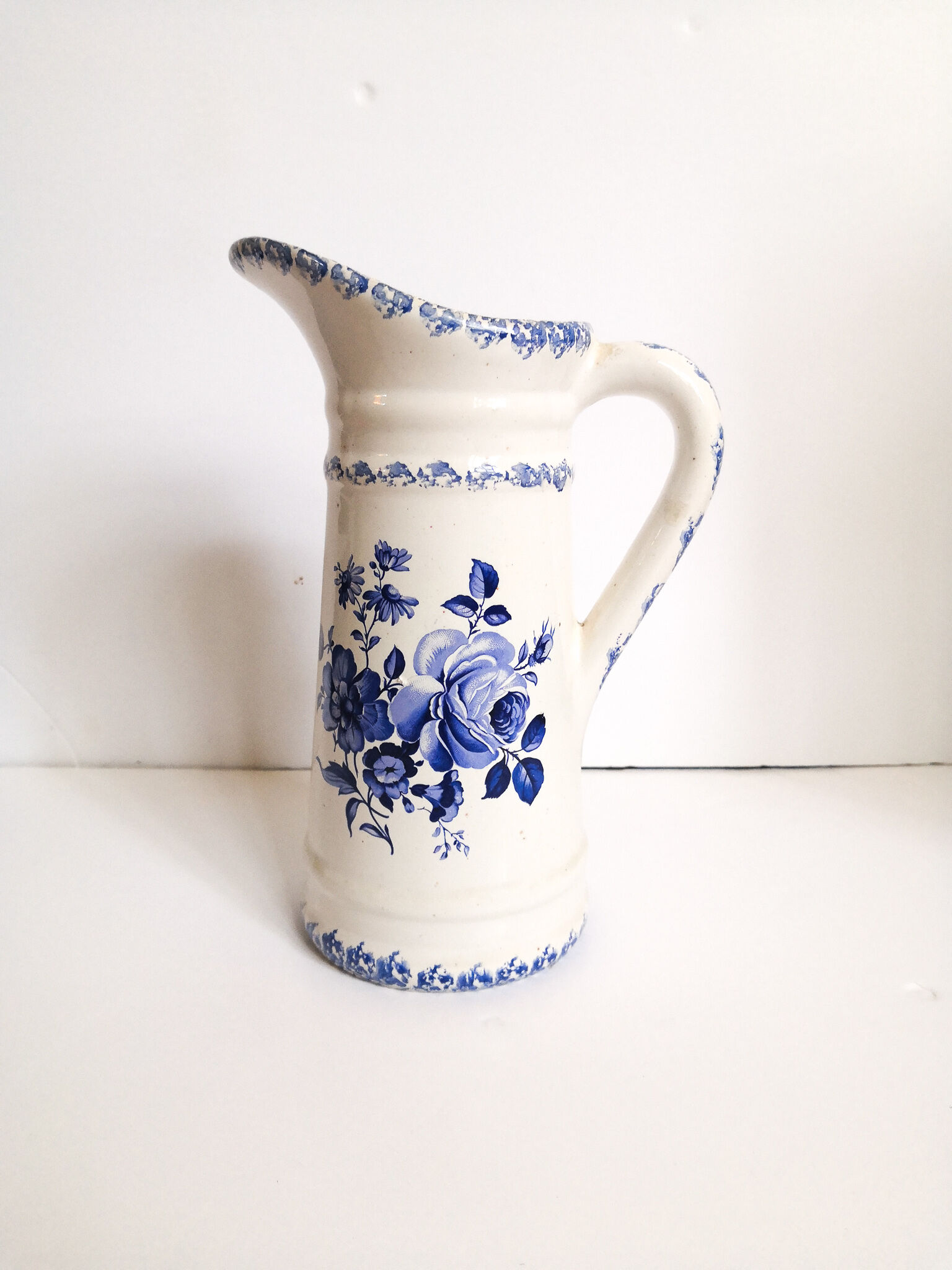 Sandstone pitcher