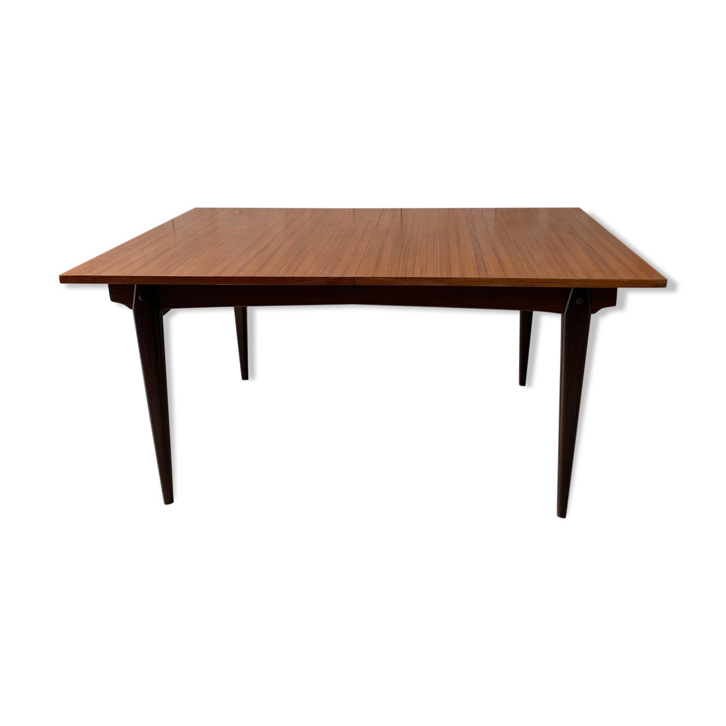 "Butterfly" teak table