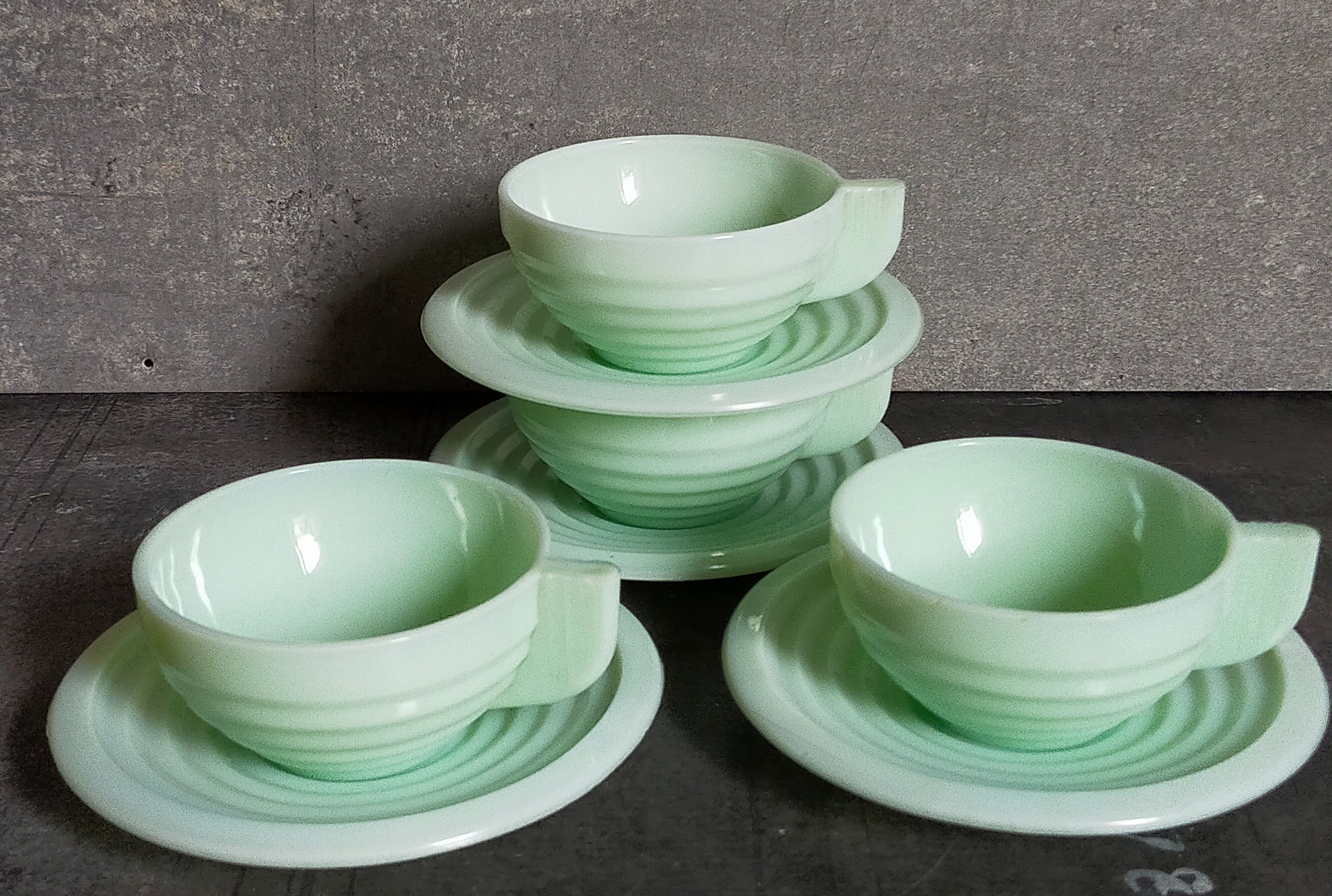 Four Art-Deco opaline cups