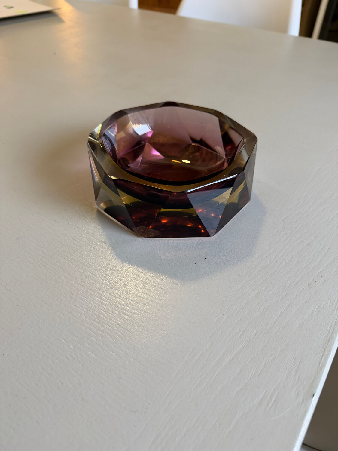 Ashtray / decorative bowl designed by Flavio Poli in Murano glass.