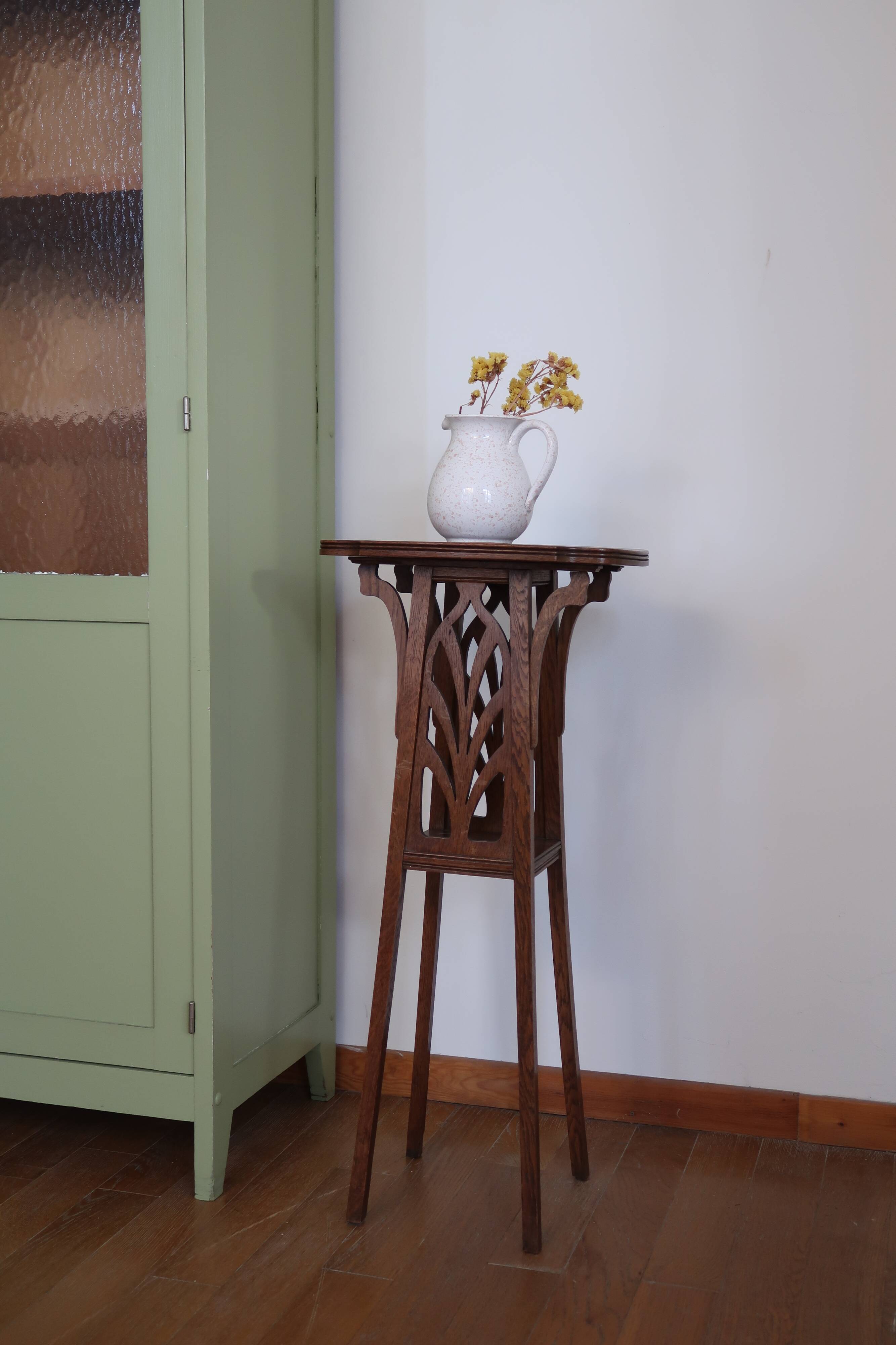 Art Deco wooden plant holder