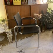 Fauteuil tubulaire et skaï vintage