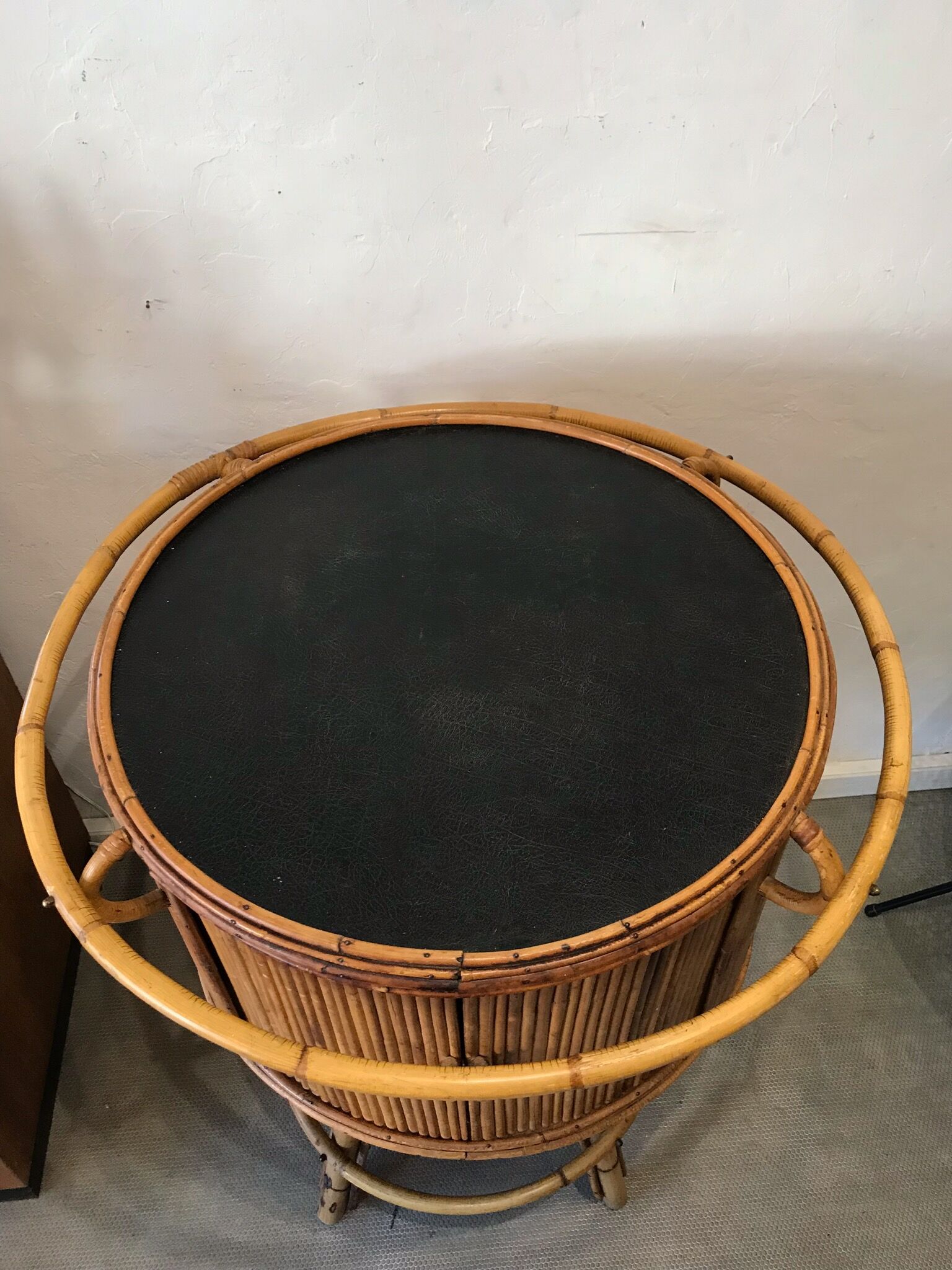 Vintage rattan bar