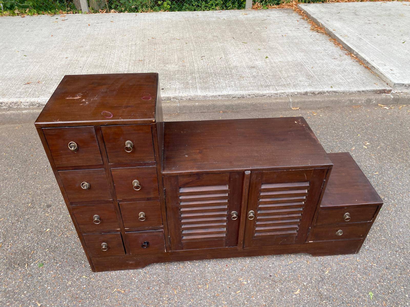 Asian-inspired staircase furniture in solid teak from the 1980s.