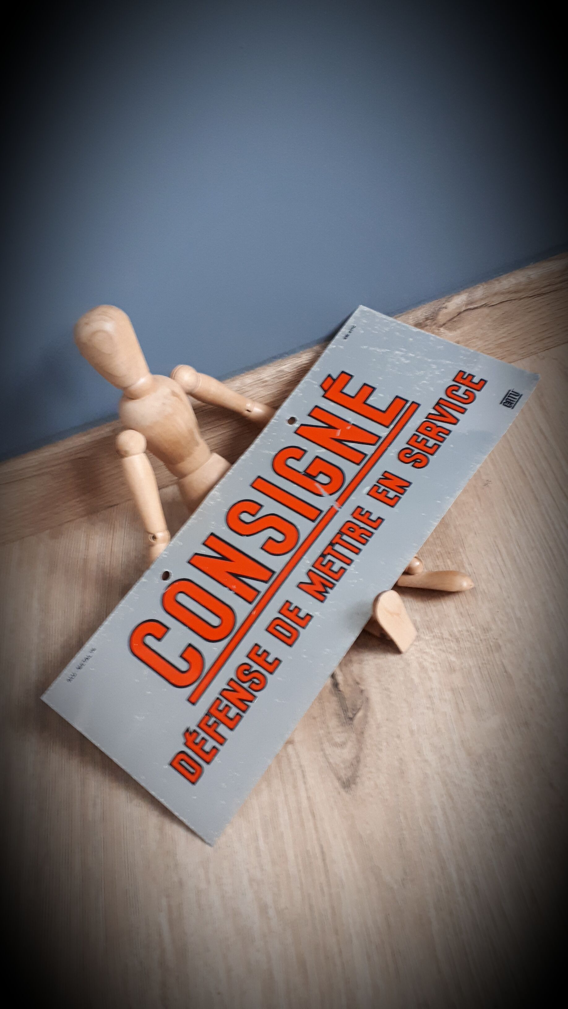 Authentic record clear plate