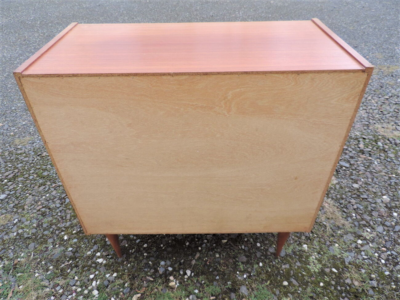 Vintage chest of drawers