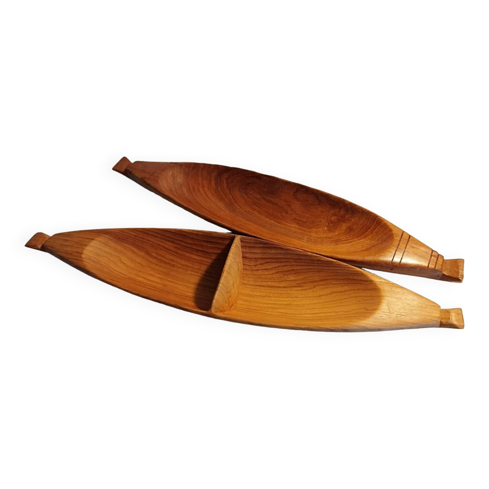 Pair of wooden appetizer dishes