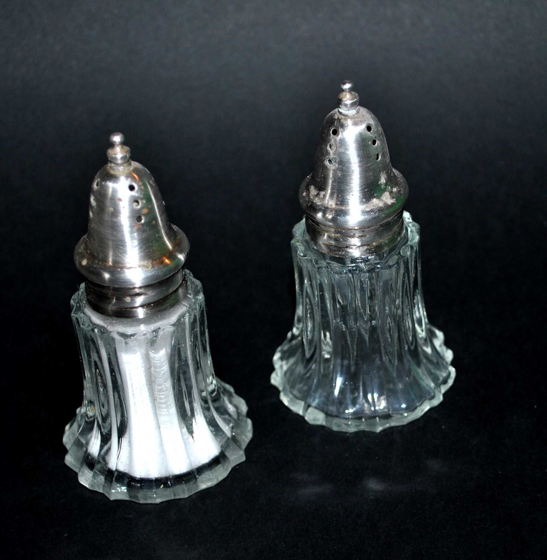 Vintage molded glass and silver metal salt shakers - salt pepper BISTROT