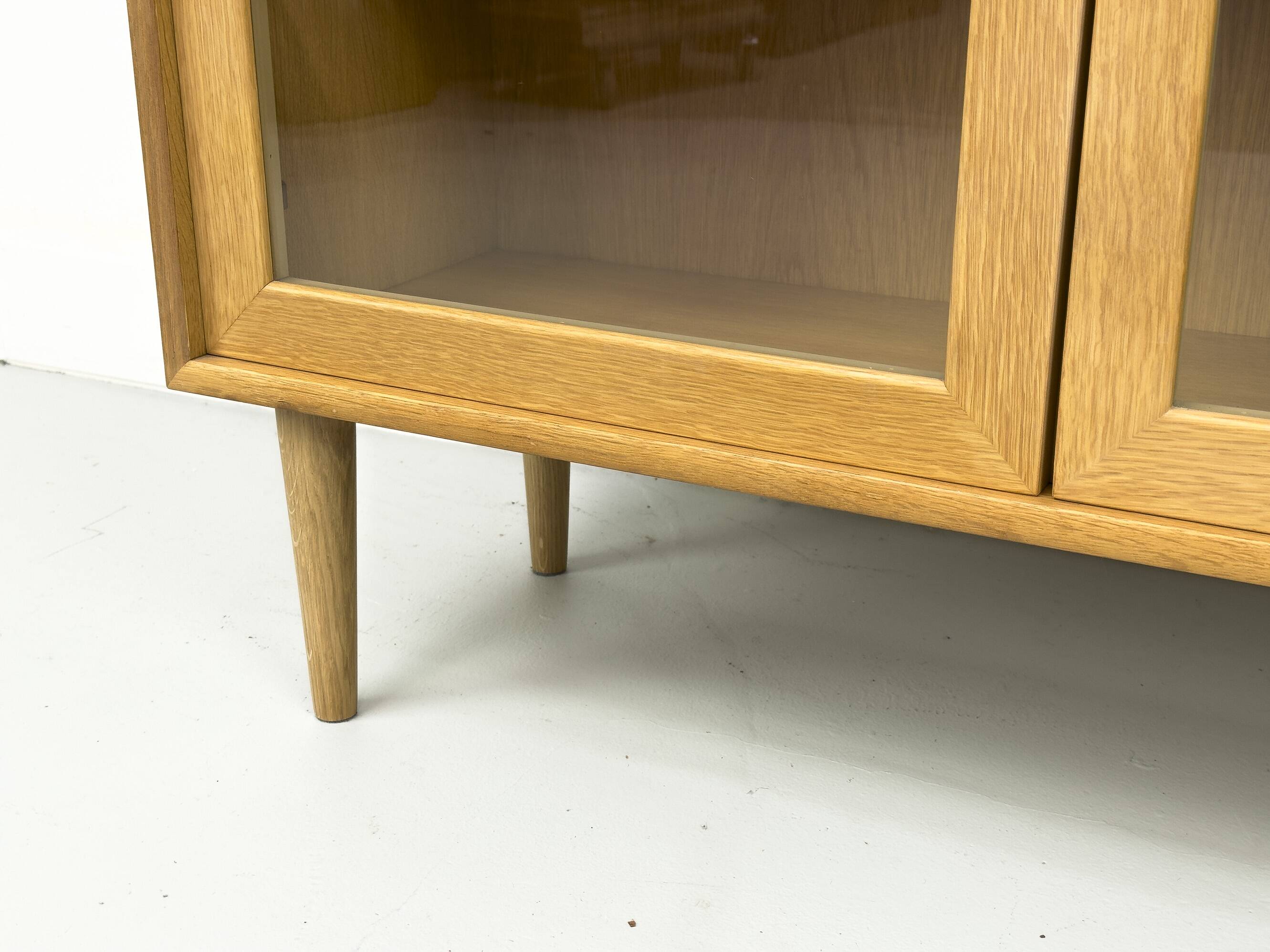 Mid Century Display Case in light oak by WK Möbel, 1970s