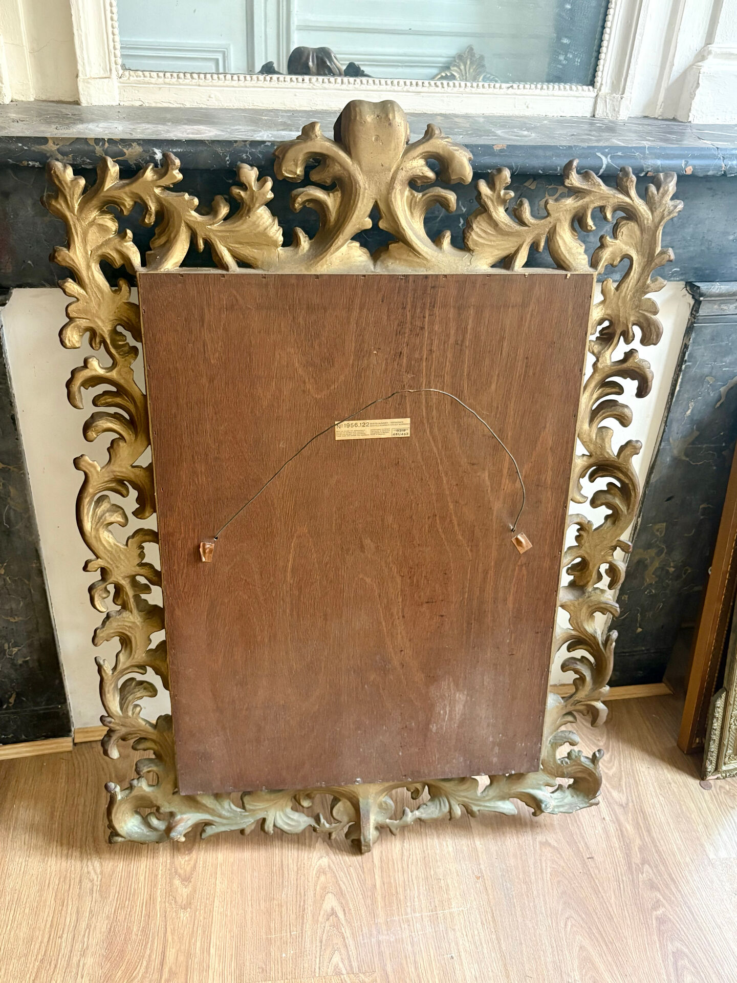 Deknudt Mirror