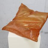 lampe , sculpture lumineuse en forme de coussin. Signée Hajime Goto, Japon, 1983.